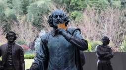 Hands On Shakespeare